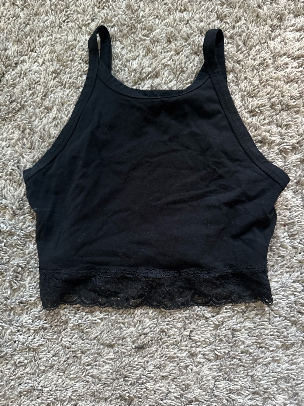 Colsie Black Lace-Hem Cropped Tank